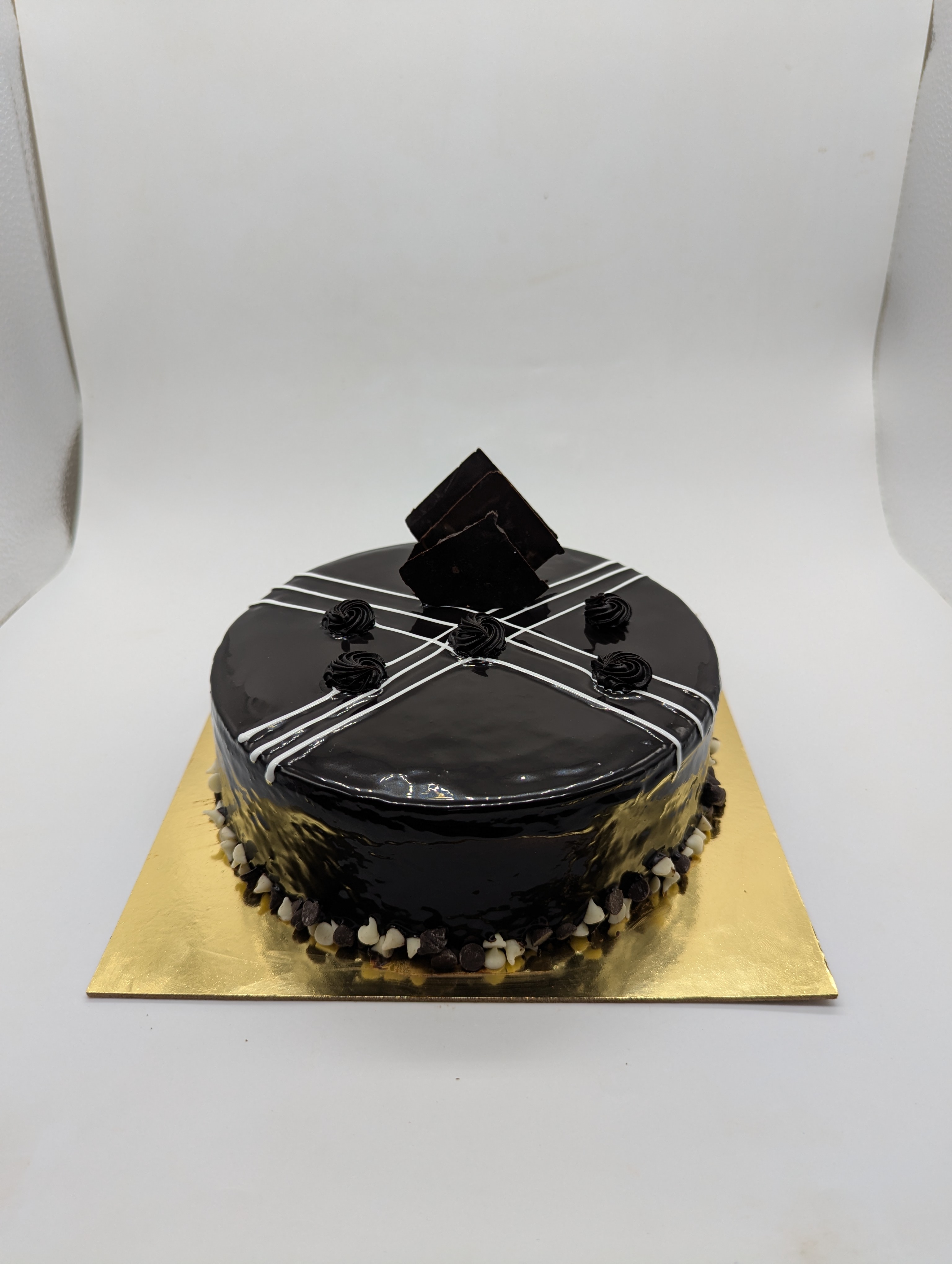 Walnut Crunch Chocolate Cake